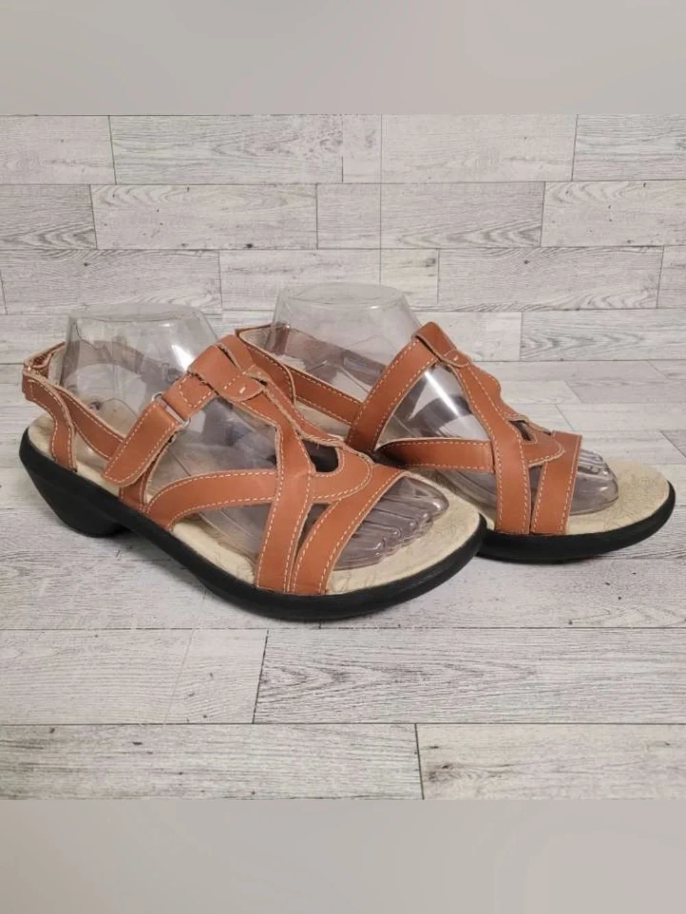 Women’s Spenco Medical Brown Leather Strappy Wedge Sandals Clogs Size 9